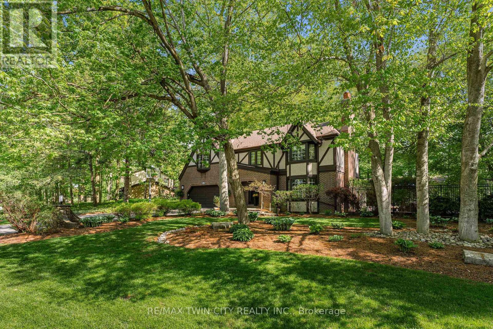 370 Green Acres Drive, Waterloo, Ontario  N2K 1Z1 - Photo 6 - X13176494