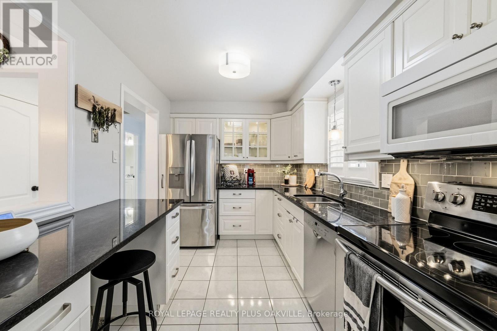 82 Fellowes Crescent, Hamilton, Ontario  L8B 0M1 - Photo 13 - X13176624