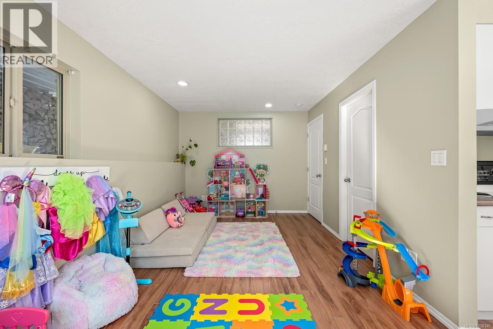 809 Willowcrest Rd, Campbell River, British Columbia  V9W 5L1 - Photo 35 - 1038146