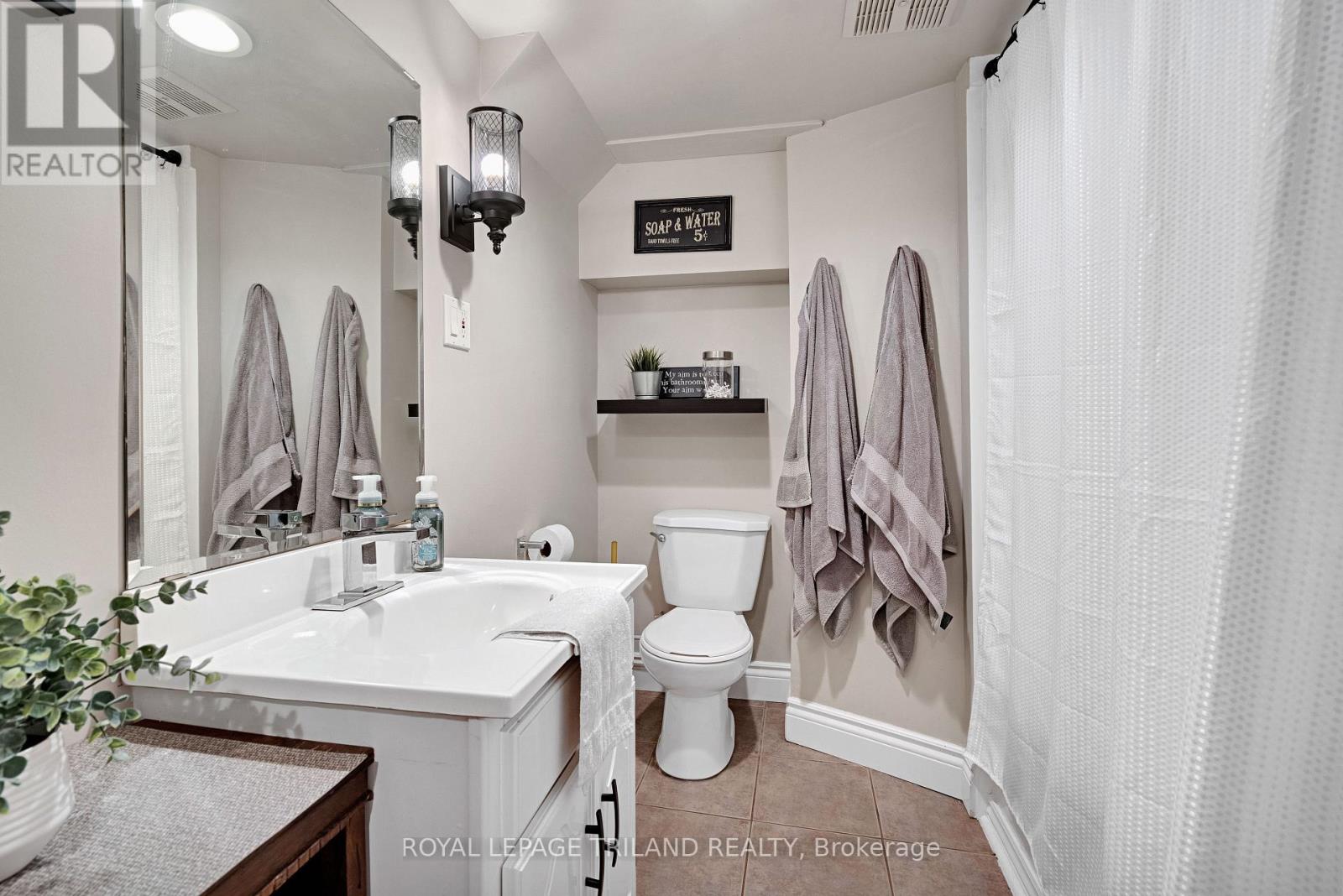 445 Ridout Street S, London South, Ontario  N6C 4A3 - Photo 32 - X13176656
