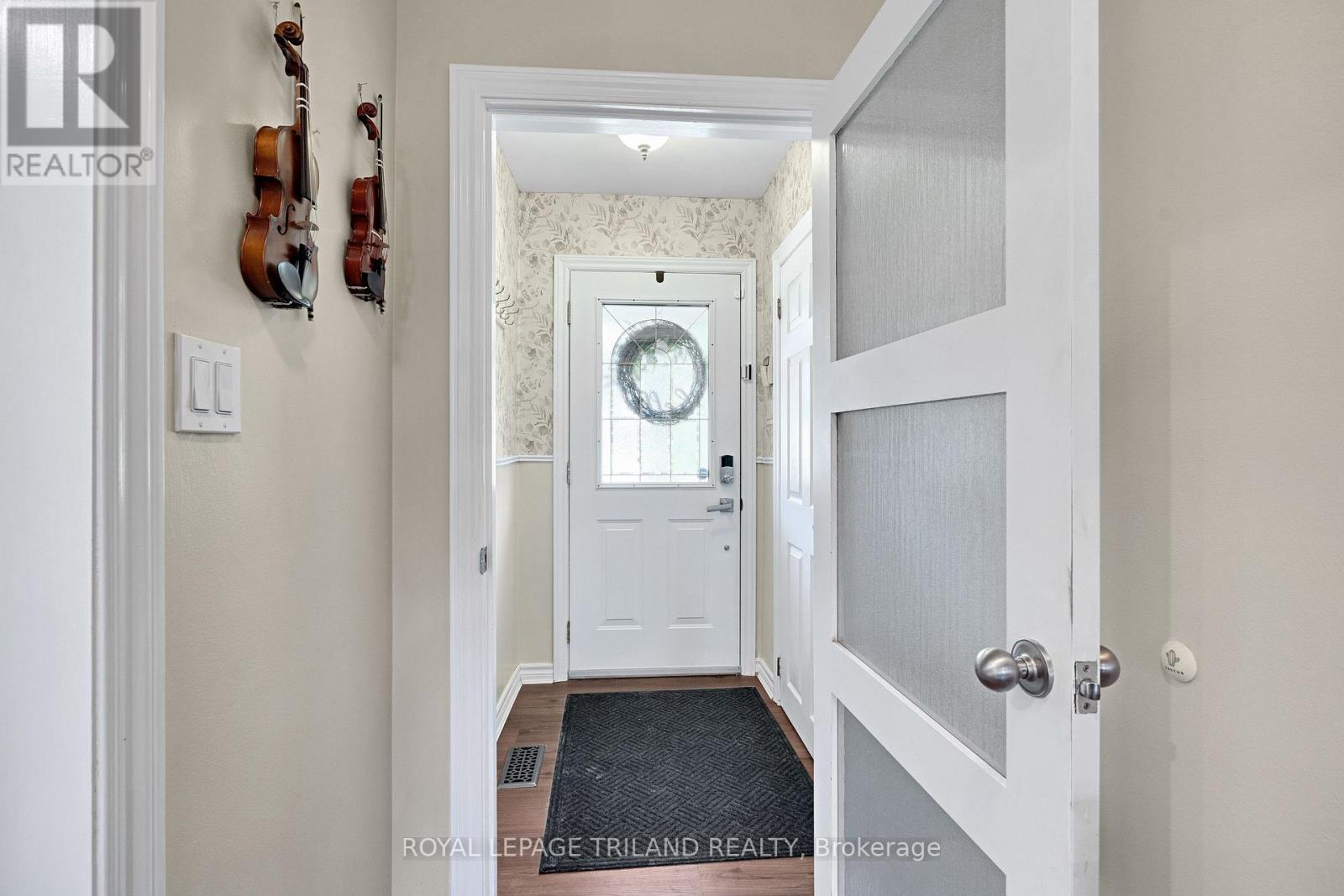 445 Ridout Street S, London South, Ontario  N6C 4A3 - Photo 5 - X13176656