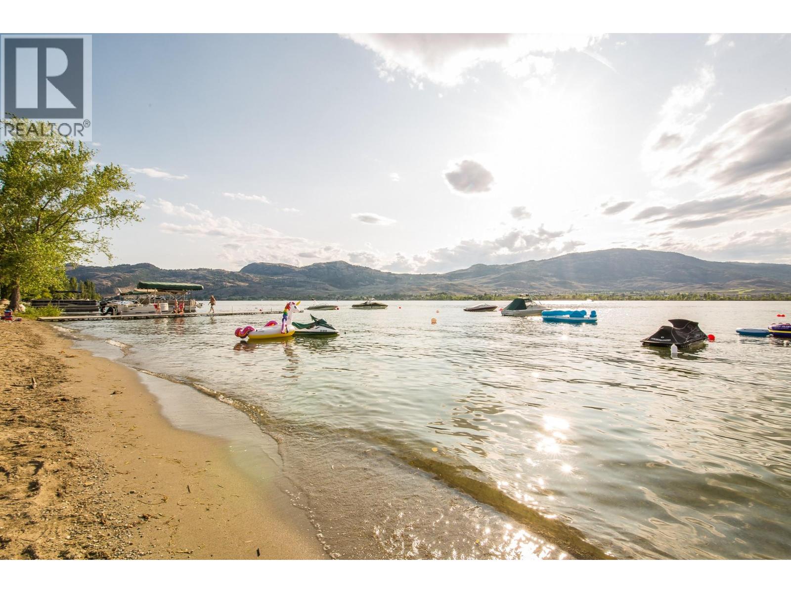 3207 Lakeshore Drive Unit# 65 & 66, Osoyoos, British Columbia  V0H 1V6 - Photo 14 - 10373386