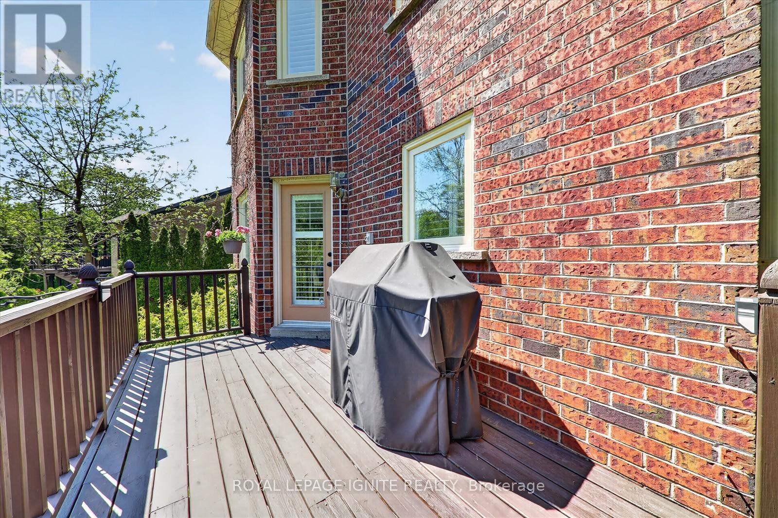 885 Baylawn Drive, Pickering, Ontario  L1X 2N7 - Photo 45 - E13176392