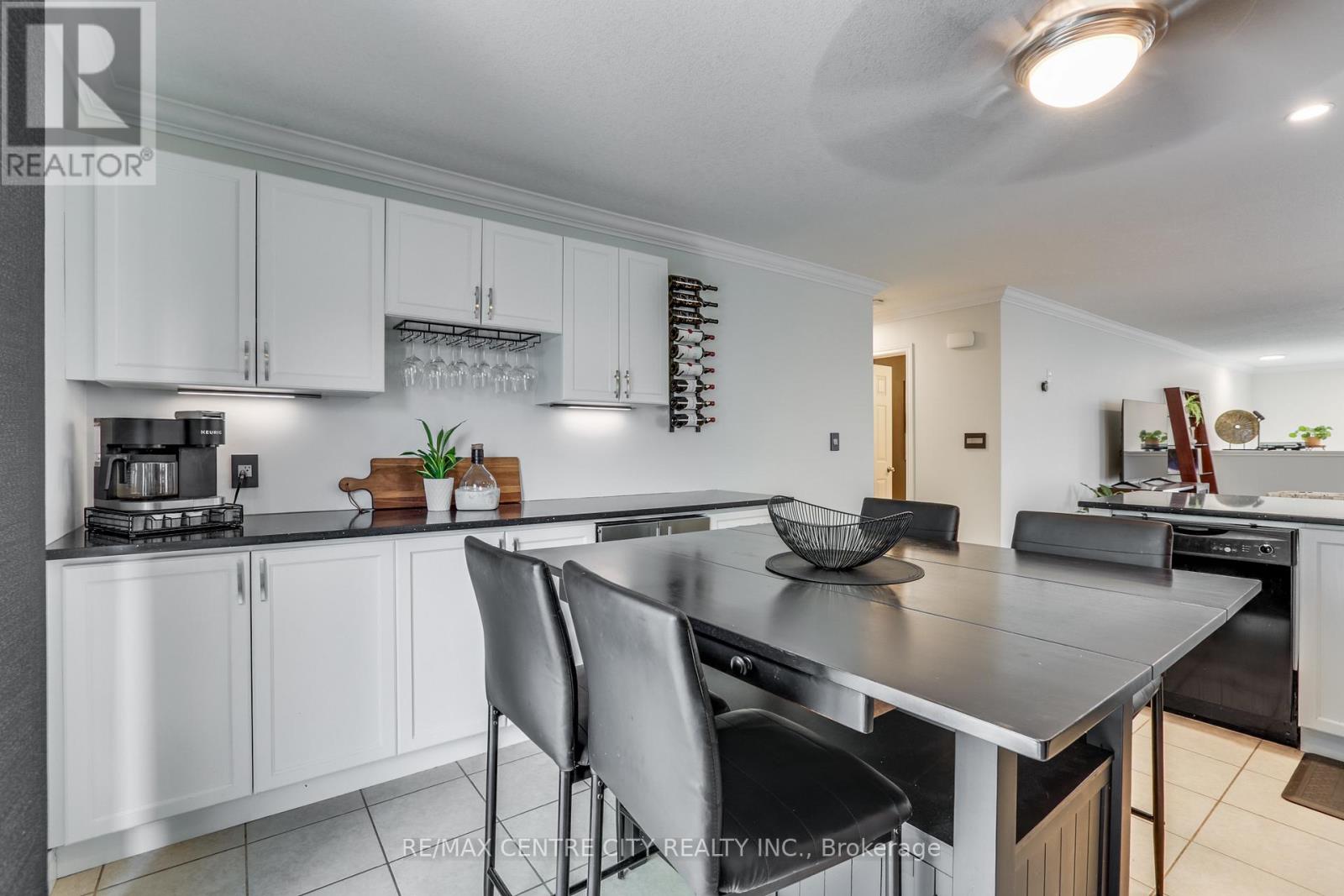 1956 Foxwood Avenue, London North, Ontario  N6G 0C5 - Photo 14 - X13169922
