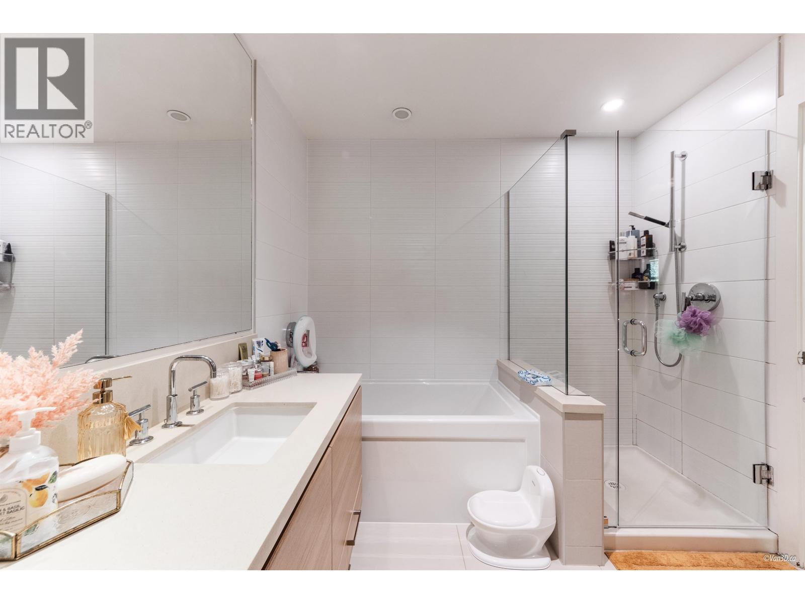 316 3606 Aldercrest Drive, North Vancouver, British Columbia  V7G 0A3 - Photo 14 - R3128158