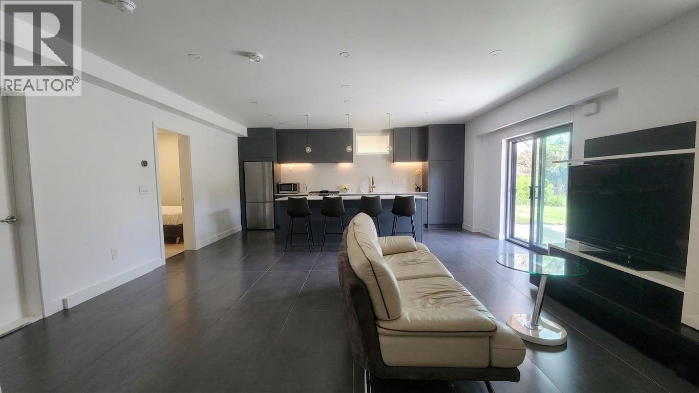 Garden Lvl 3550 Quesnel Drive, Vancouver, British Columbia  V6L 2W6 - Photo 3 - R3127895