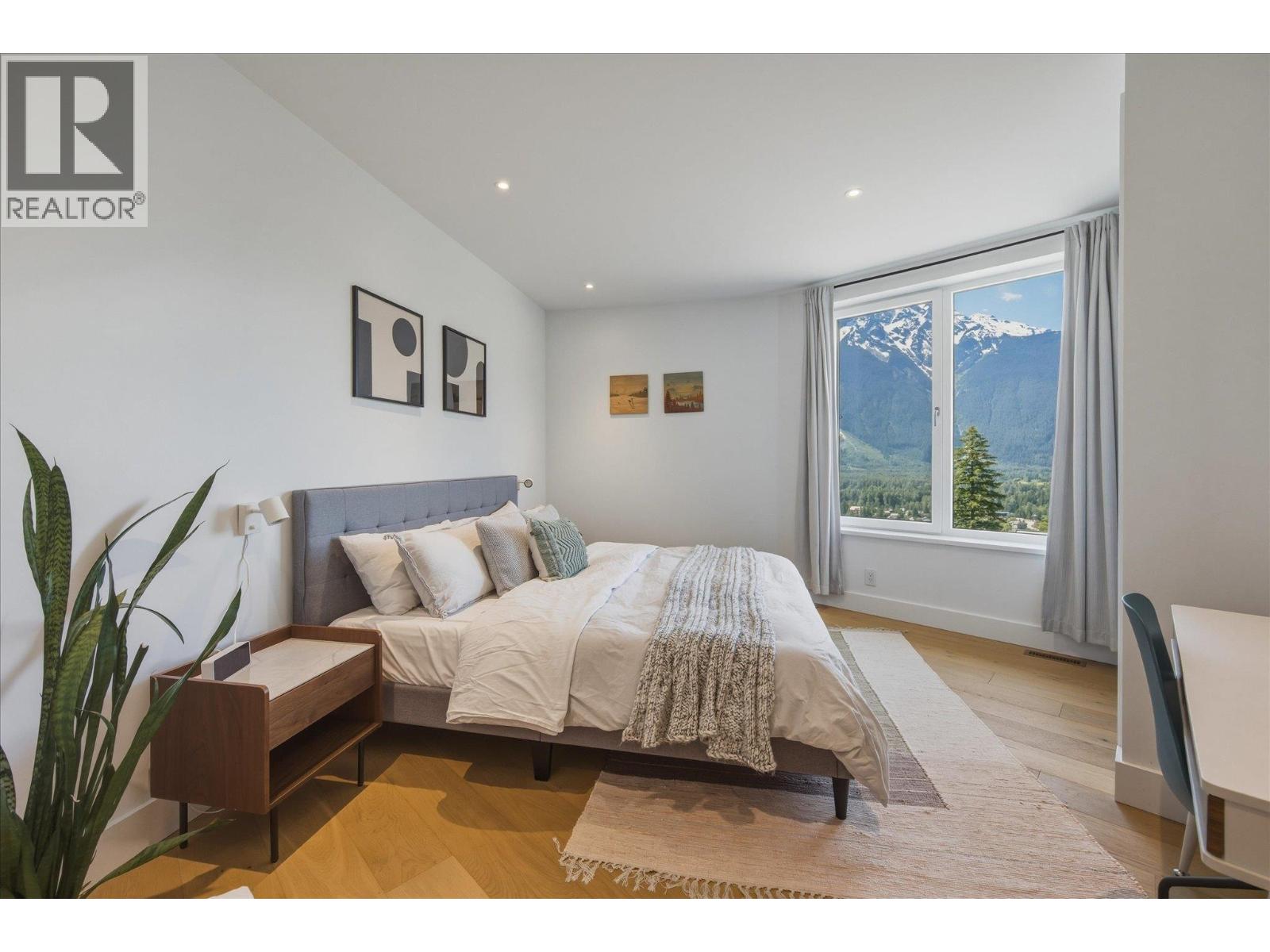 1704 Sugarloaf Place, Pemberton, British Columbia  V0N 2L3 - Photo 18 - R3128143