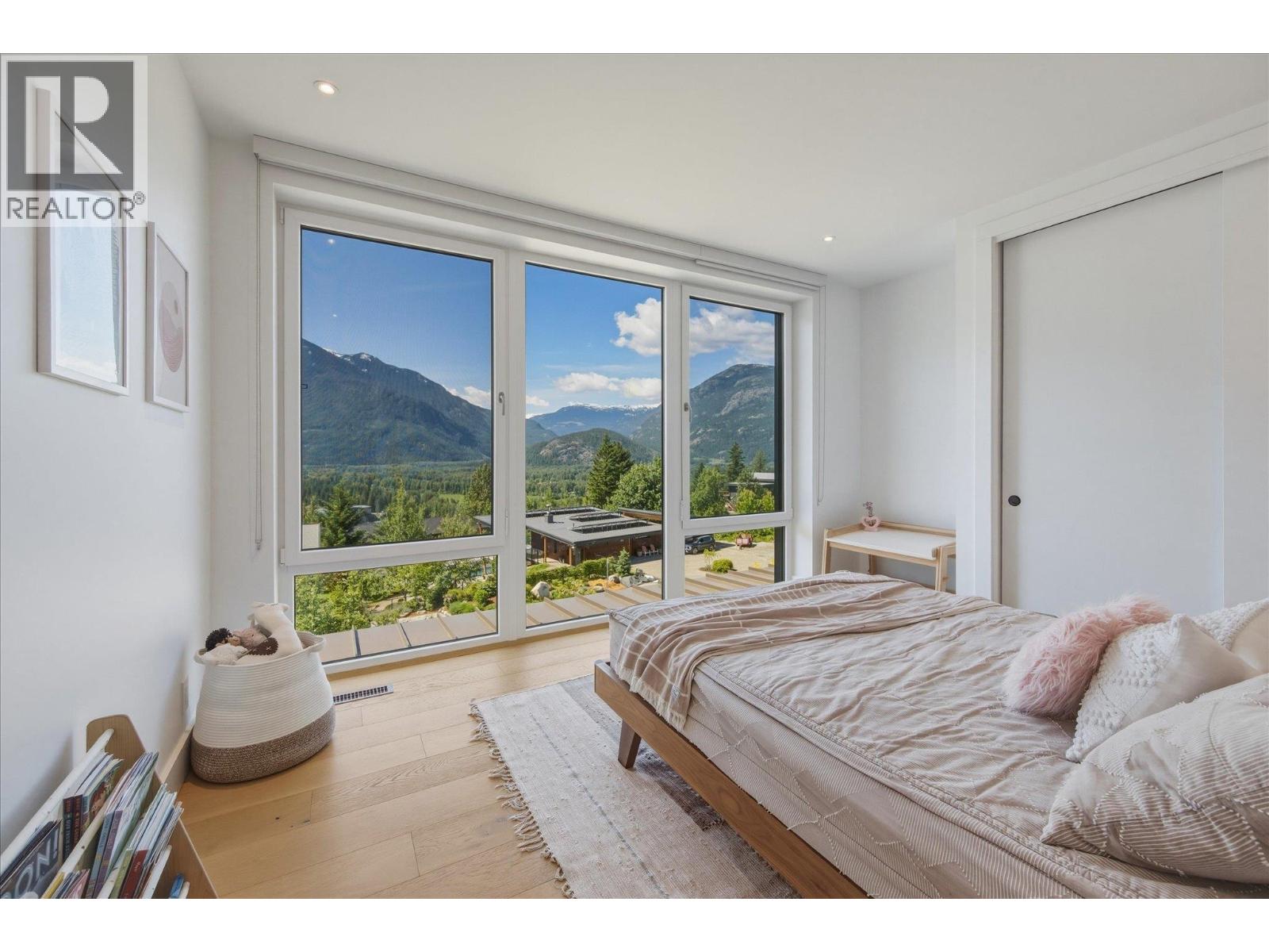 1704 Sugarloaf Place, Pemberton, British Columbia  V0N 2L3 - Photo 21 - R3128143