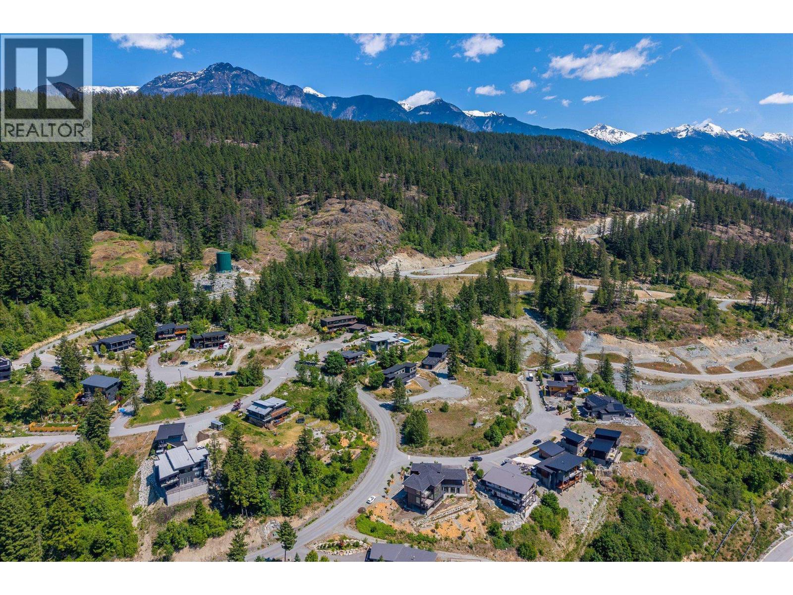 1704 Sugarloaf Place, Pemberton, British Columbia  V0N 2L3 - Photo 34 - R3128143