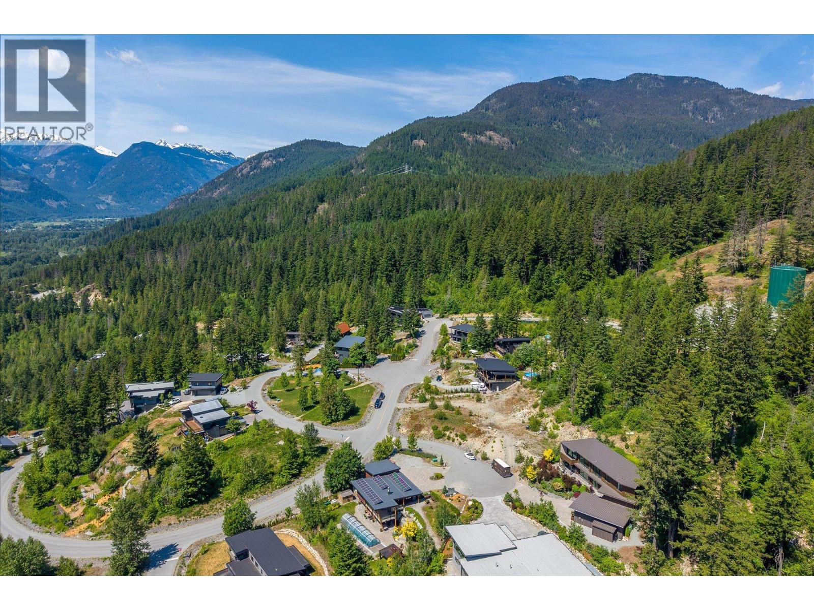 1704 Sugarloaf Place, Pemberton, British Columbia  V0N 2L3 - Photo 36 - R3128143