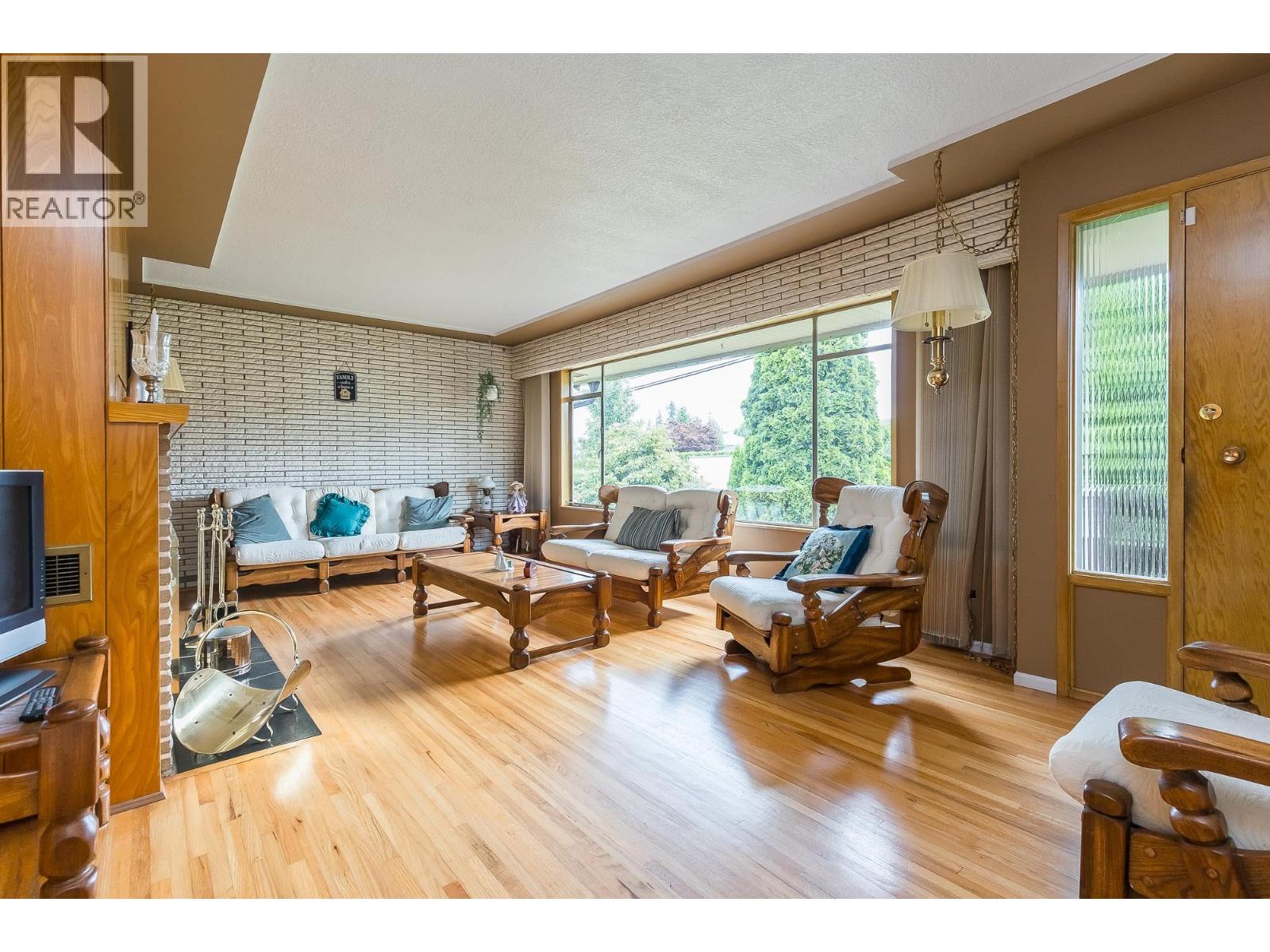 12373 203 Street, Maple Ridge, British Columbia  V2X 4W1 - Photo 11 - R3128148