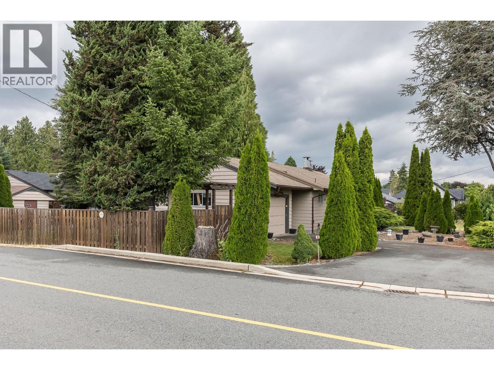 12373 203 Street, Maple Ridge, British Columbia  V2X 4W1 - Photo 26 - R3128148