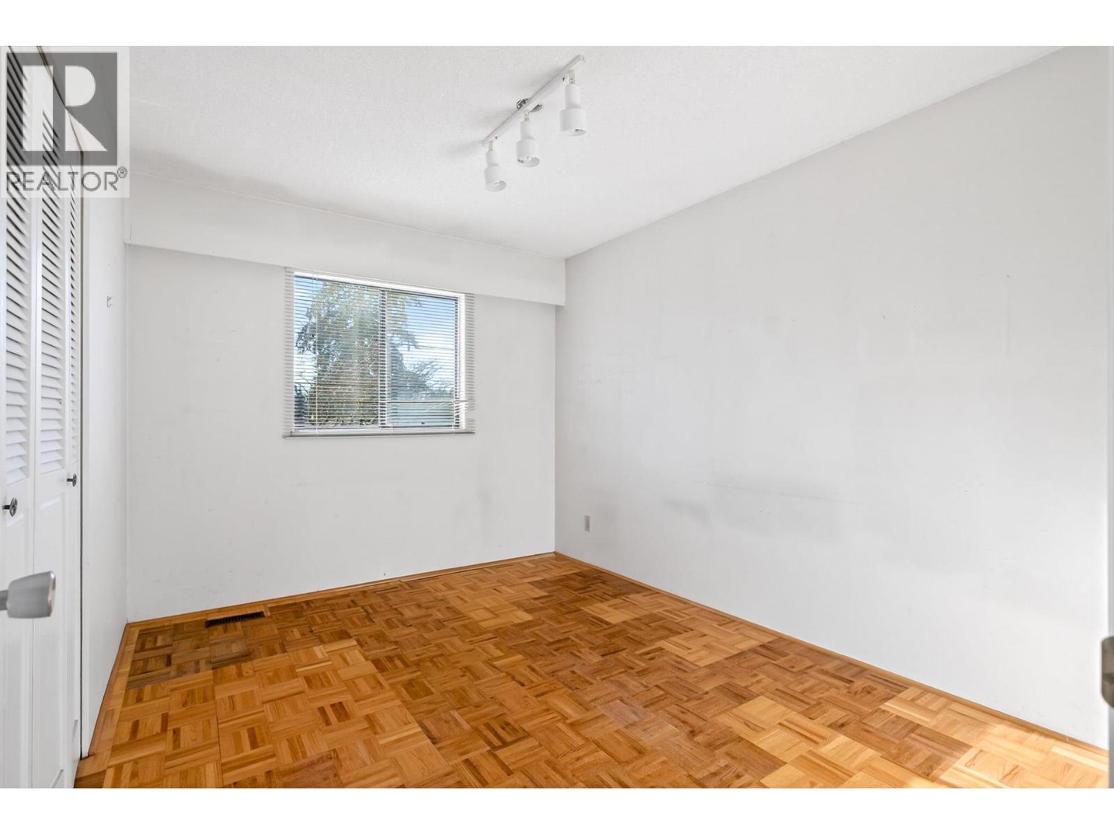1347 Cornell Avenue, Coquitlam, British Columbia  V3J 2Z8 - Photo 25 - R3128153