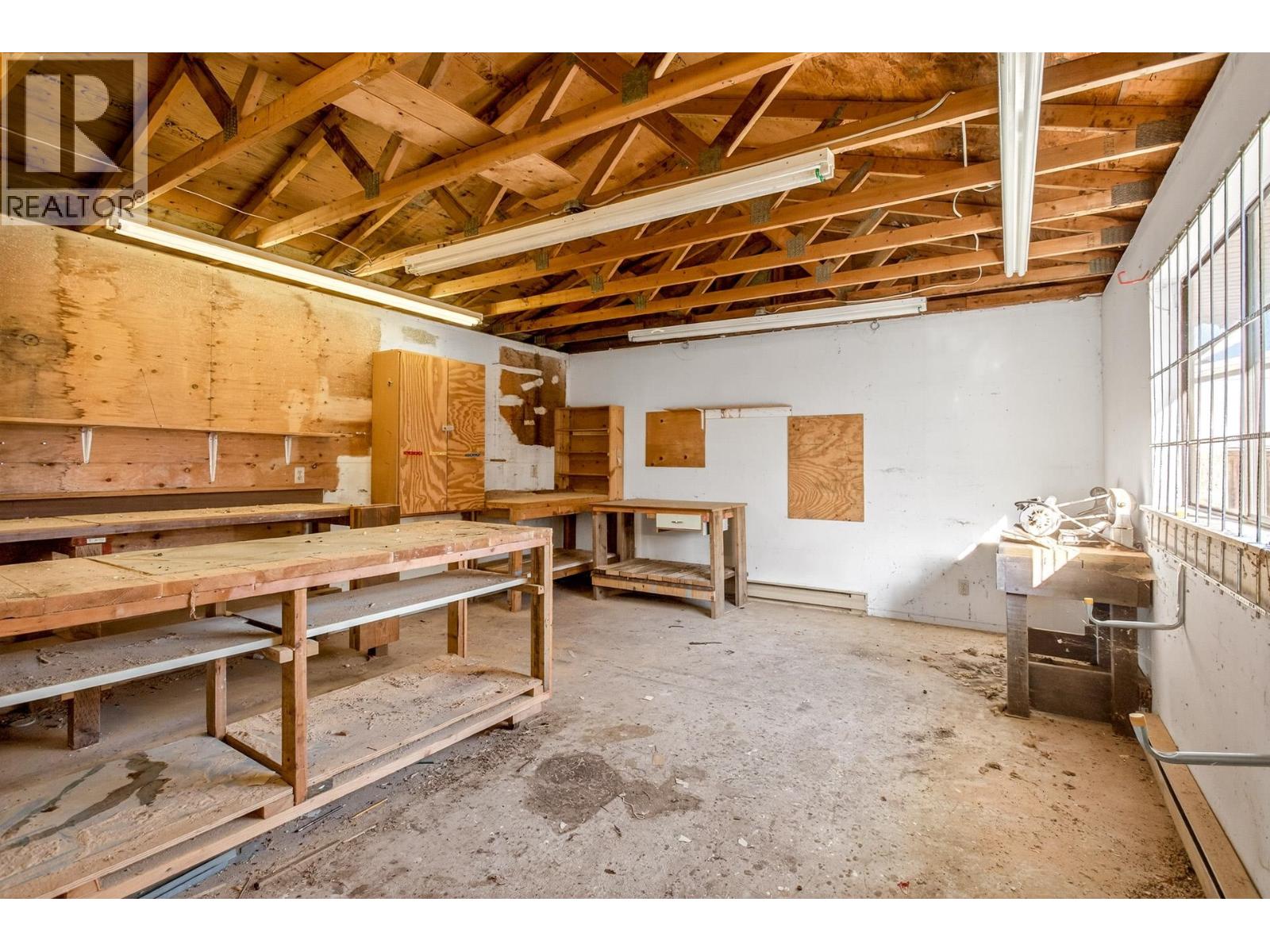 1347 Cornell Avenue, Coquitlam, British Columbia  V3J 2Z8 - Photo 32 - R3128153