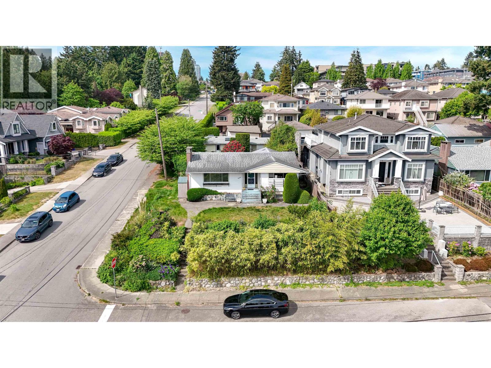 5105 Mckee Street, Burnaby, British Columbia  V5J 2T5 - Photo 14 - R3128156