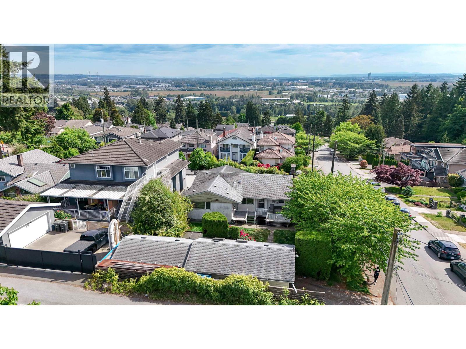 5105 Mckee Street, Burnaby, British Columbia  V5J 2T5 - Photo 4 - R3128156
