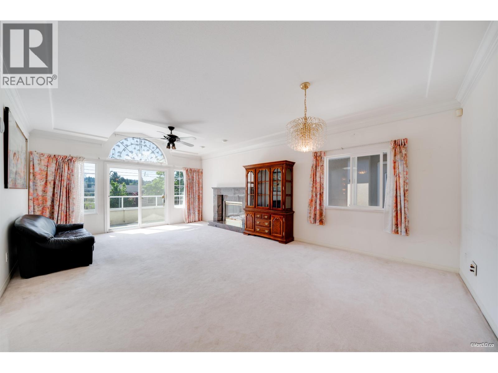 4089 Fir Street, Burnaby, British Columbia  V5G 2A9 - Photo 5 - R3128166