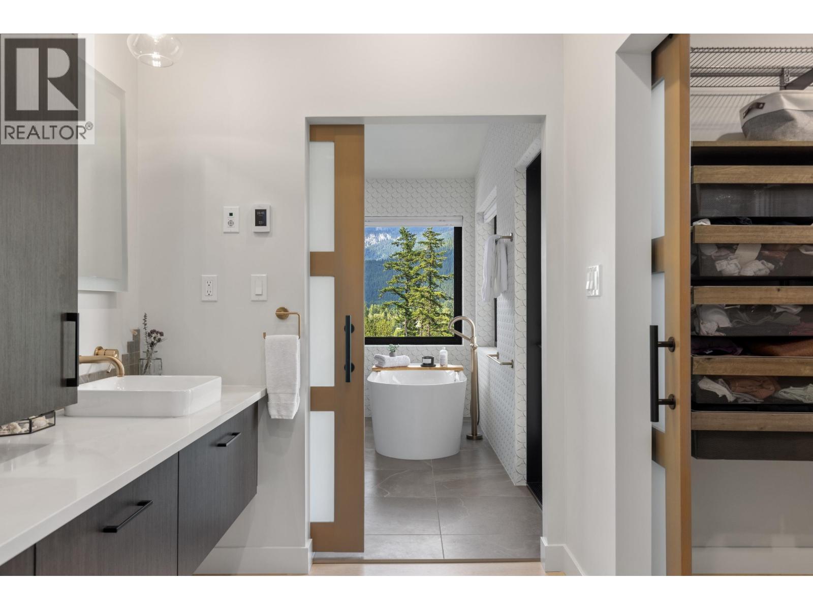 1305 Eagle Drive, Pemberton, British Columbia  V0N 2L1 - Photo 20 - R3128182
