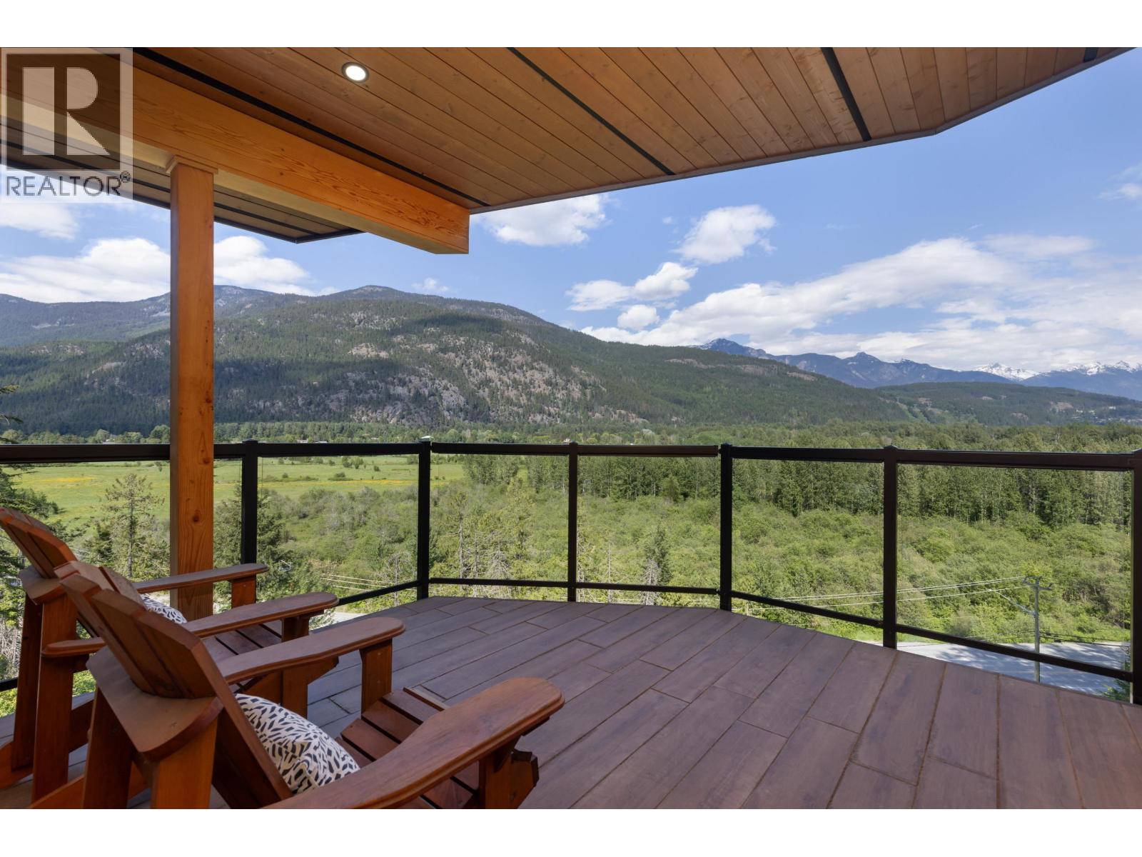 1305 Eagle Drive, Pemberton, British Columbia  V0N 2L1 - Photo 23 - R3128182