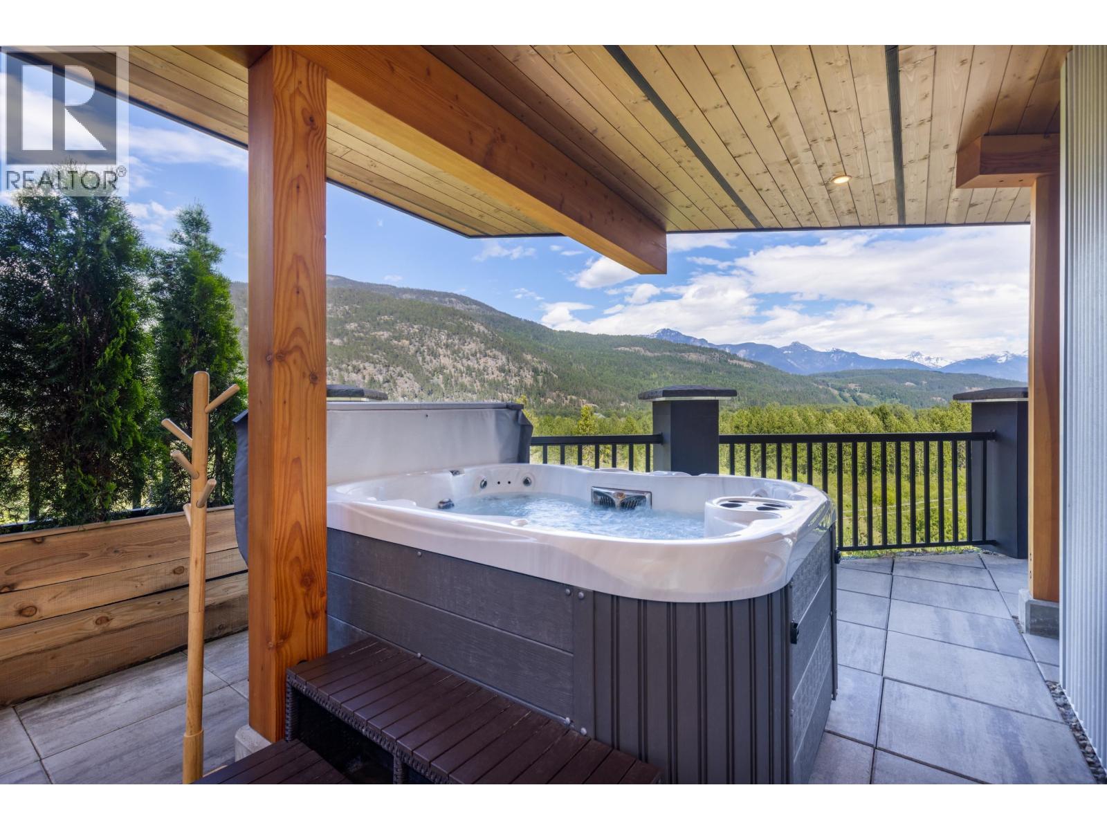 1305 Eagle Drive, Pemberton, British Columbia  V0N 2L1 - Photo 39 - R3128182