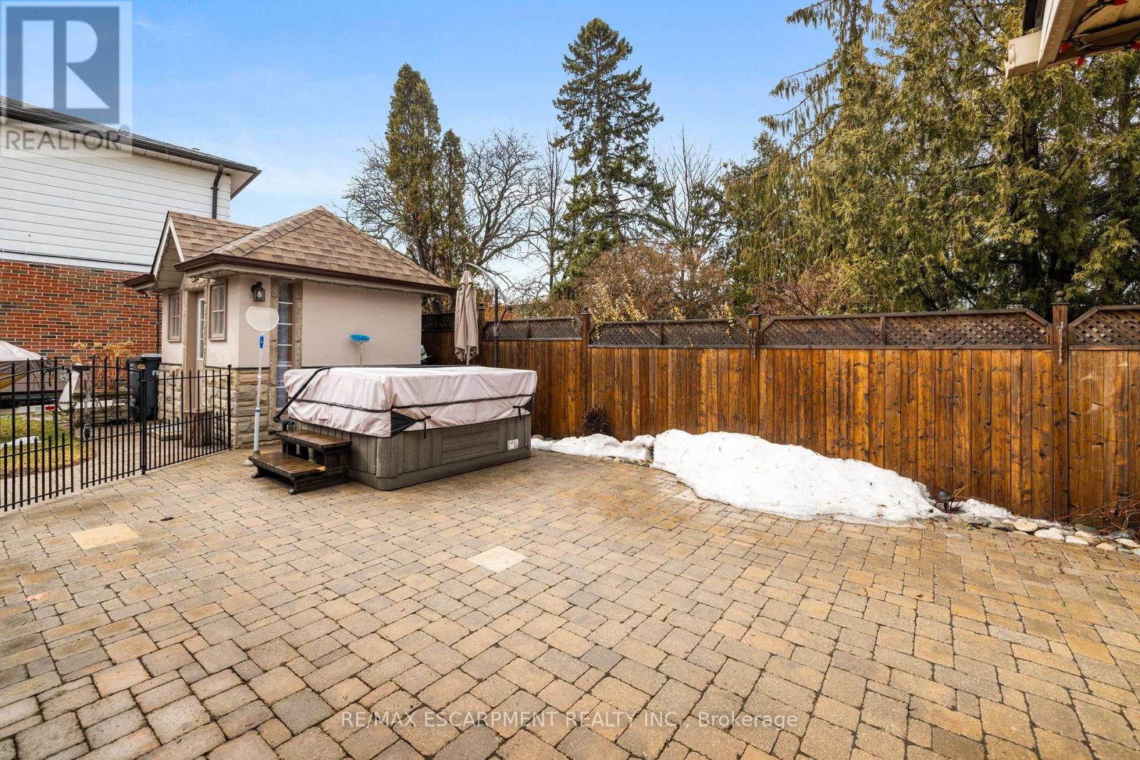 1045 Bloor Street, Mississauga, Ontario  L4Y 2N3 - Photo 37 - W13080280