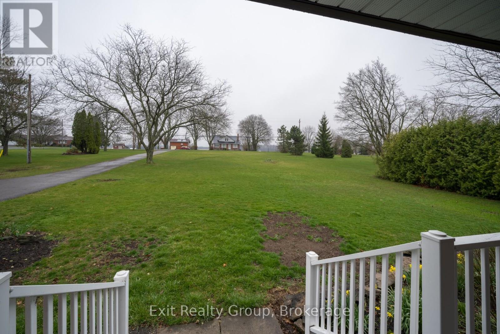 217 Massassauga Road, Prince Edward County, Ontario  K8N 4Z7 - Photo 2 - X13176672