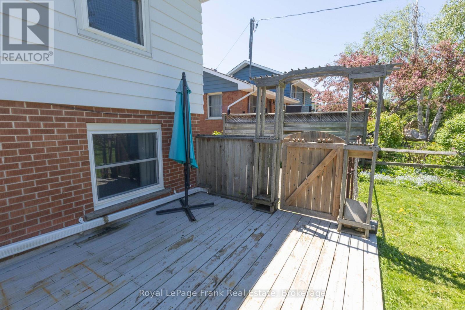 872 Weller Street, Peterborough, Ontario  K9J 4X8 - Photo 5 - X13176794
