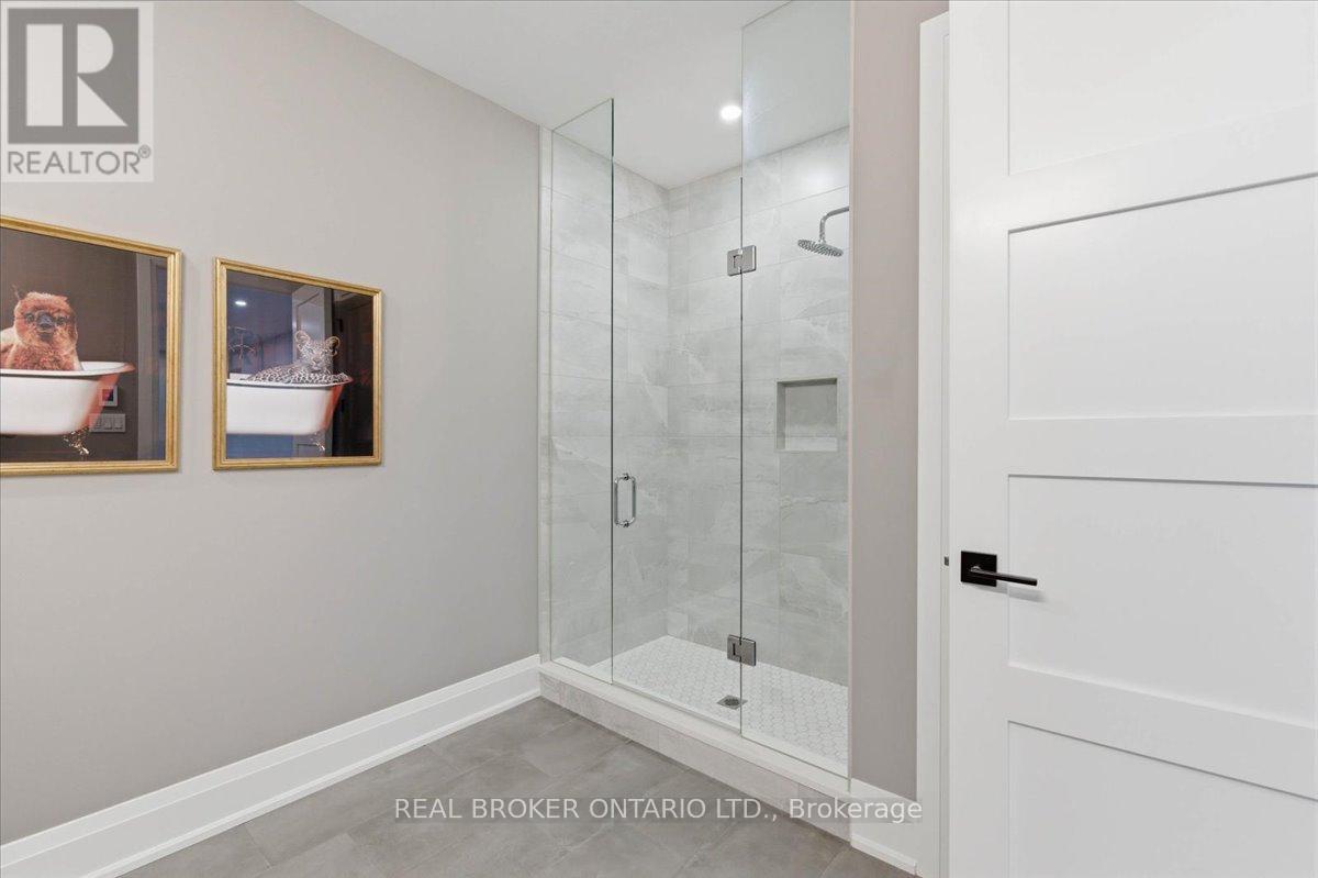 15 Langton Drive, Kitchener, Ontario  N2P 2X9 - Photo 37 - X13064916