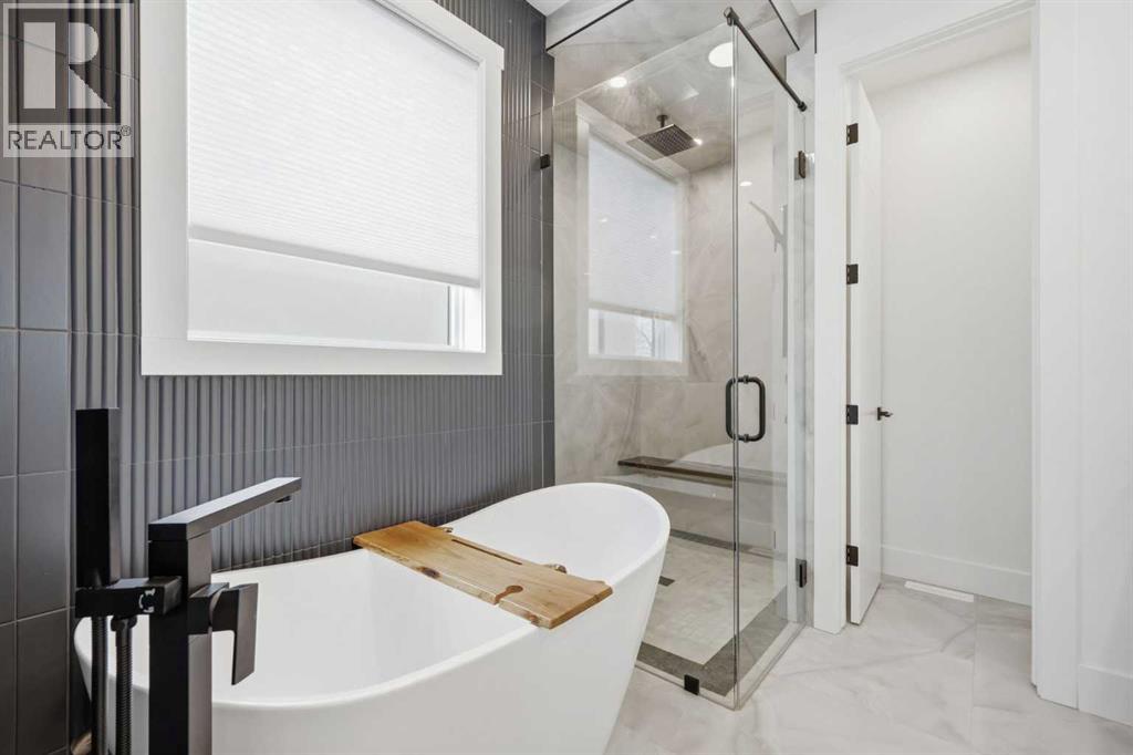 2025 26 Street Sw, Calgary, Alberta  T3E 2A3 - Photo 33 - A2308725