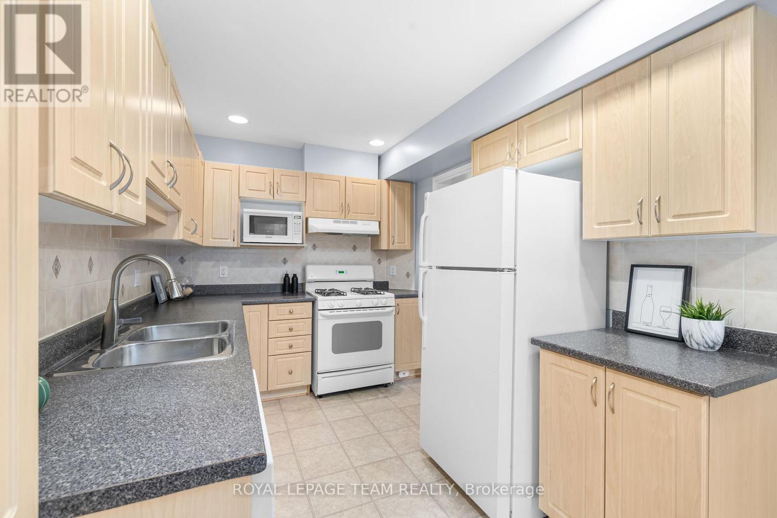189 Gray Crescent, Ottawa, Ontario K2K 3L8 - Photo 17 - X13176690
