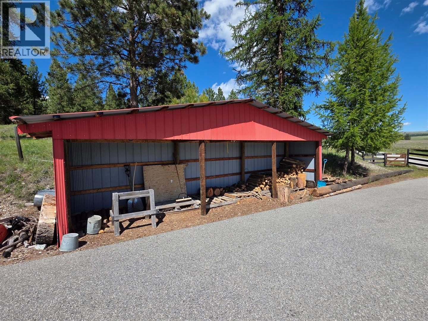 6760 Highway 3, Bridesville, British Columbia  V0H 1B0 - Photo 24 - 10389004