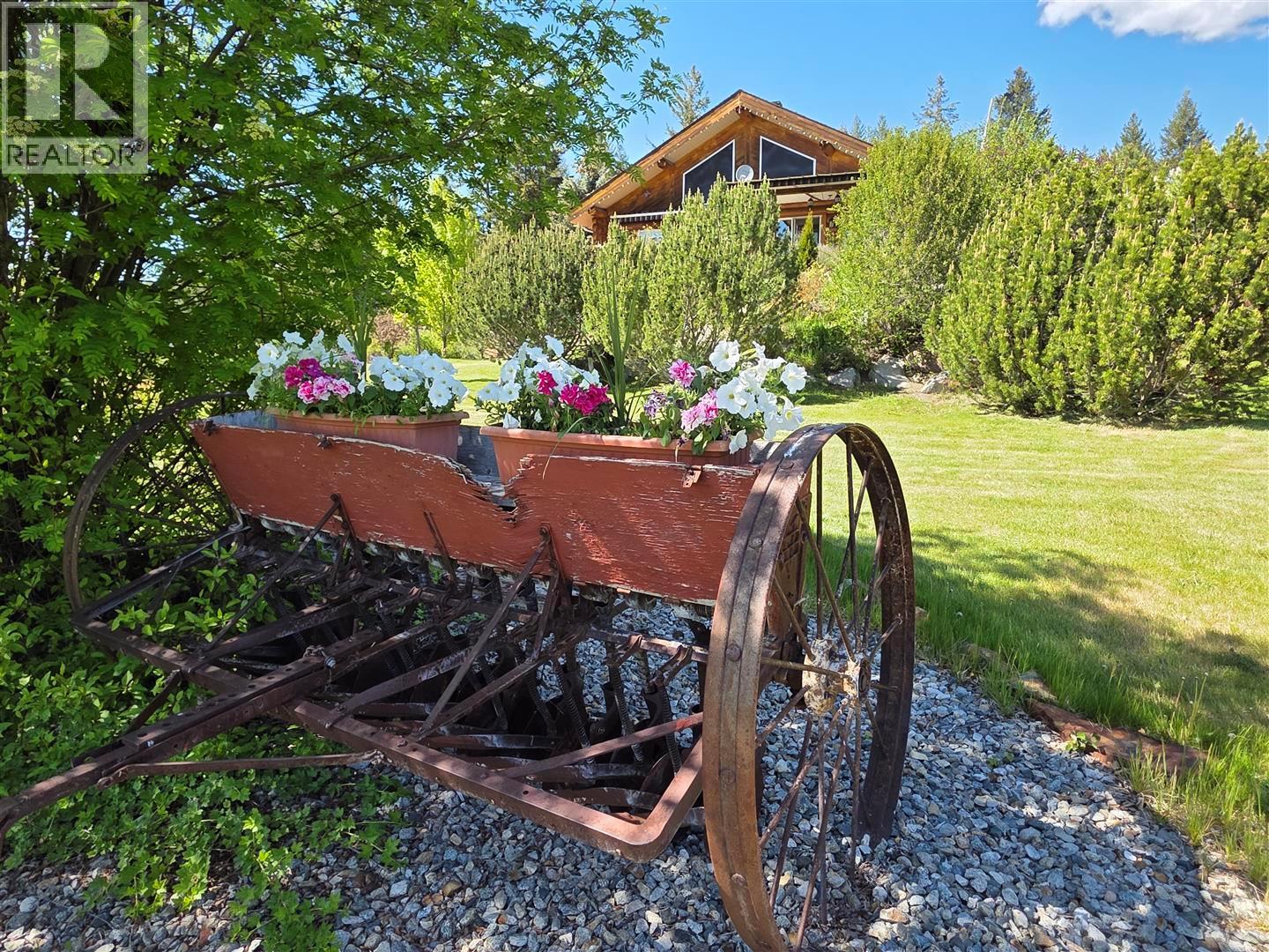 6760 Highway 3, Bridesville, British Columbia  V0H 1B0 - Photo 20 - 10389004