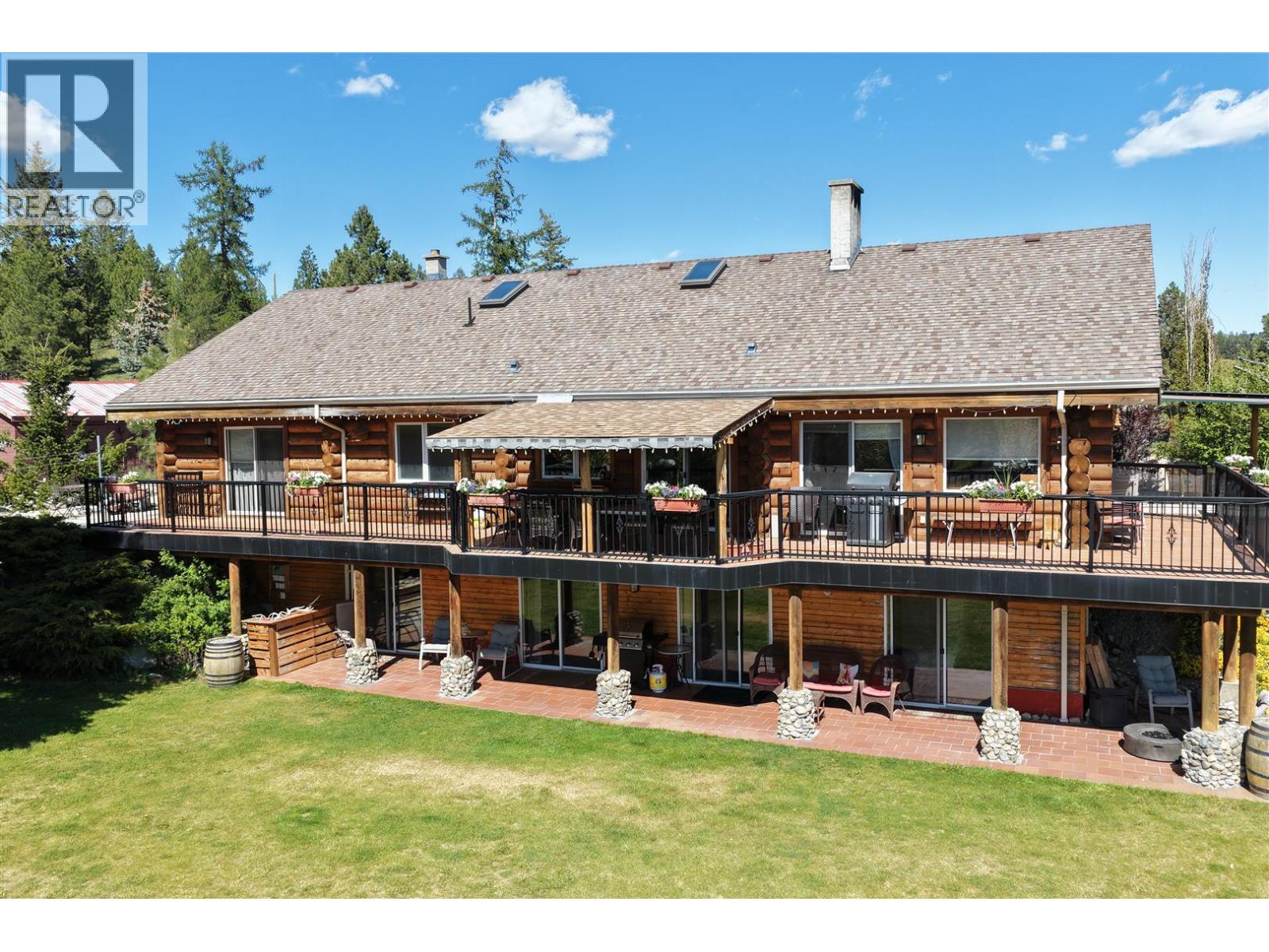 6760 Highway 3, Bridesville, British Columbia  V0H 1B0 - Photo 4 - 10389004