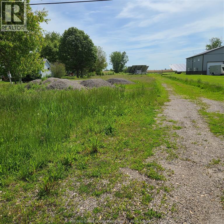 1987 Front Rd N, Amherstburg, Ontario N9V 3R3 - Photo 2 - 26012220