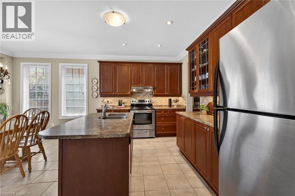 1022 Laidlaw Drive, Milton, Ontario  L9T 6R9 - Photo 15 - 40833292