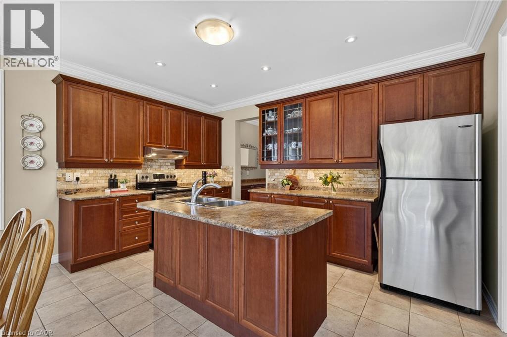 1022 Laidlaw Drive, Milton, Ontario  L9T 6R9 - Photo 16 - 40833292