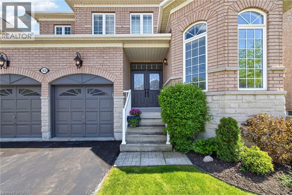 1022 Laidlaw Drive, Milton, Ontario  L9T 6R9 - Photo 3 - 40833292