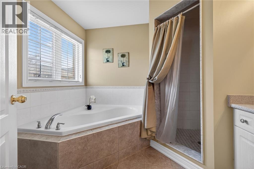 1022 Laidlaw Drive, Milton, Ontario  L9T 6R9 - Photo 30 - 40833292
