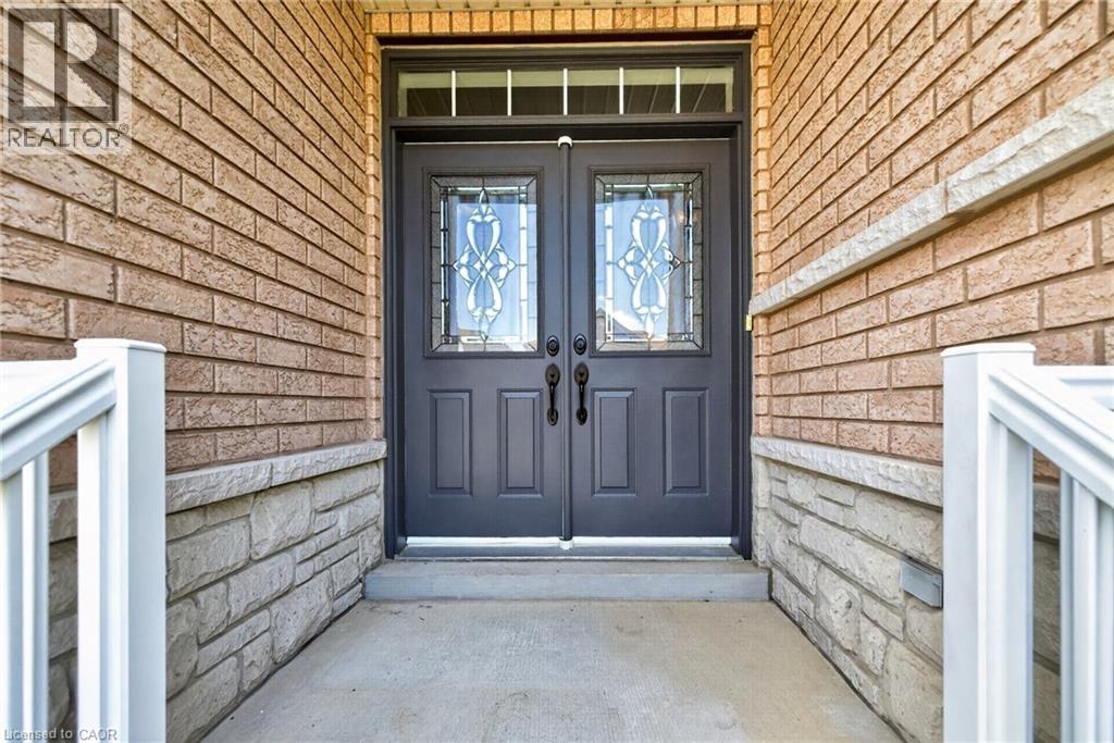 1022 Laidlaw Drive, Milton, Ontario  L9T 6R9 - Photo 4 - 40833292