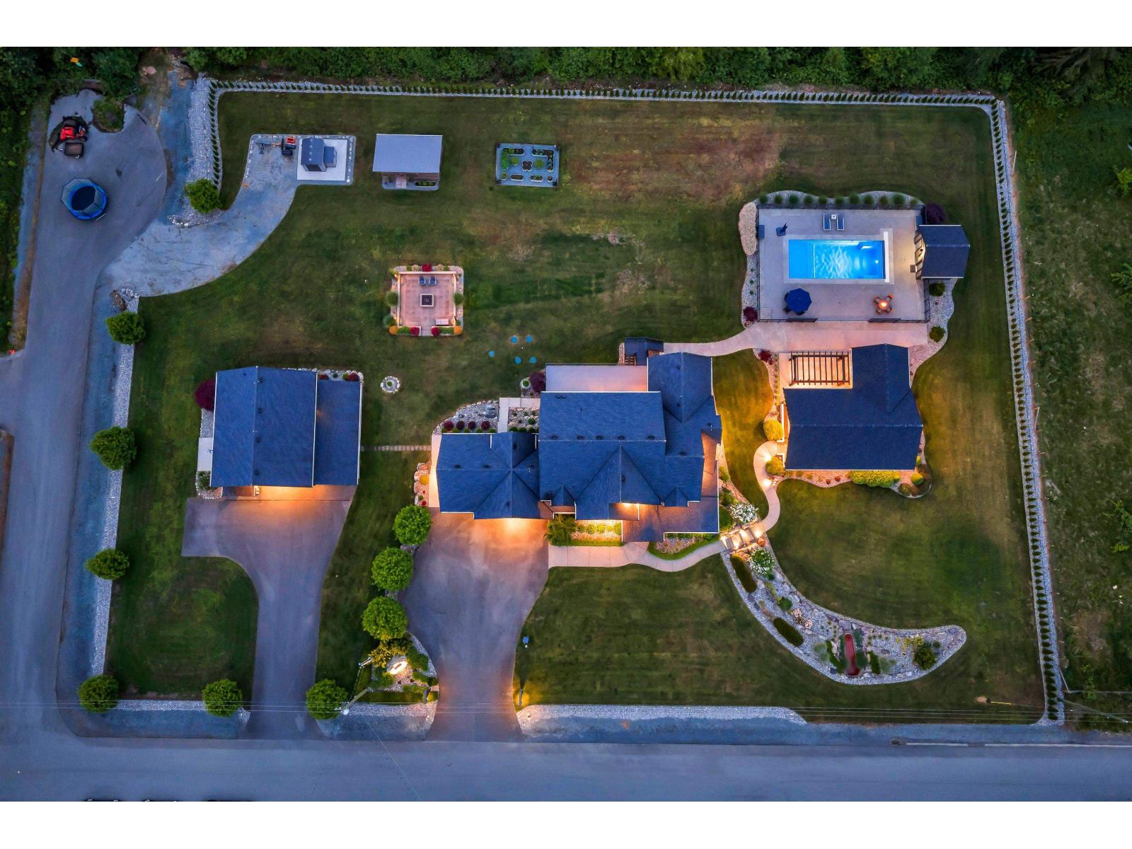 9705 Verchere Street, Mission, British Columbia  V2V 7E6 - Photo 37 - R3127243