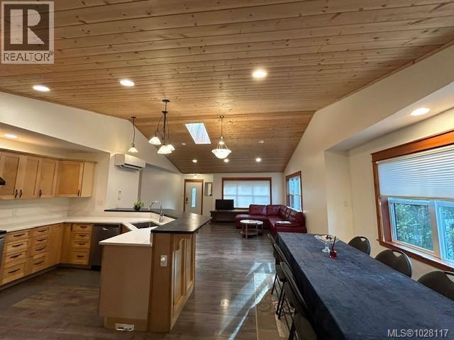 685 Rollo Rd, Gabriola Island, British Columbia  V0R 1X3 - Photo 20 - 1028117