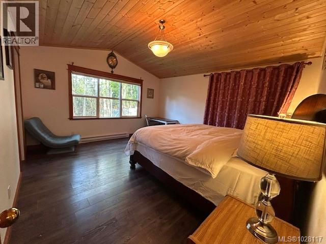 685 Rollo Rd, Gabriola Island, British Columbia  V0R 1X3 - Photo 29 - 1028117