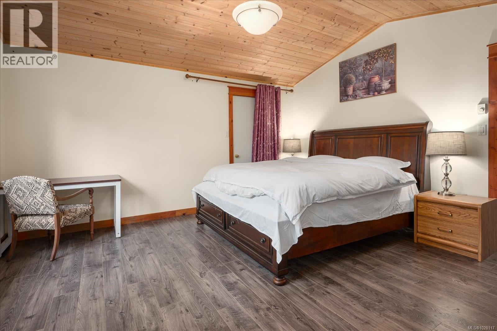 685 Rollo Rd, Gabriola Island, British Columbia  V0R 1X3 - Photo 28 - 1028117