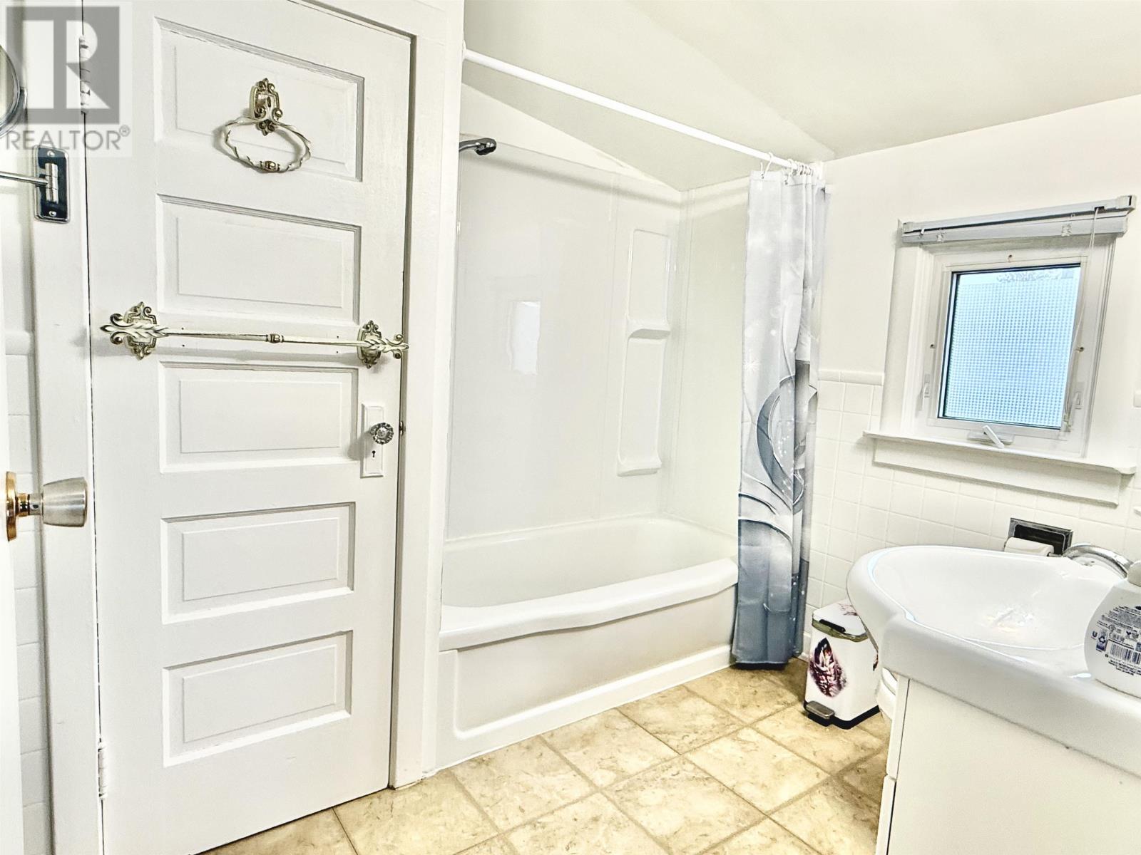 1407 Gore St W, Thunder Bay, Ontario  P7E 3V1 - Photo 20 - TB2601206