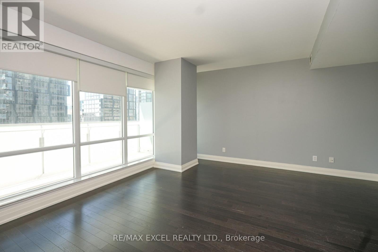 1802 - 80 John Street, Toronto, Ontario  M5V 3X4 - Photo 15 - C13176790