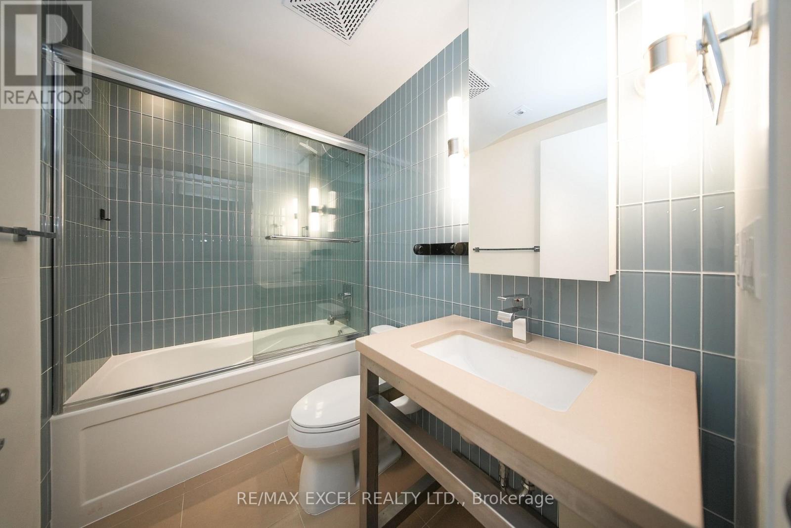 1802 - 80 John Street, Toronto, Ontario  M5V 3X4 - Photo 19 - C13176790