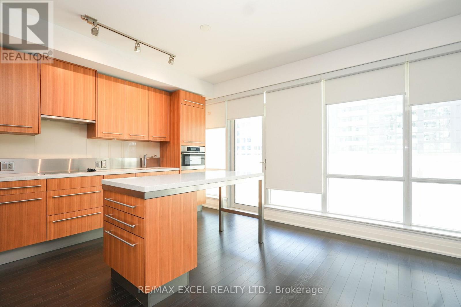 1802 - 80 John Street, Toronto, Ontario  M5V 3X4 - Photo 6 - C13176790