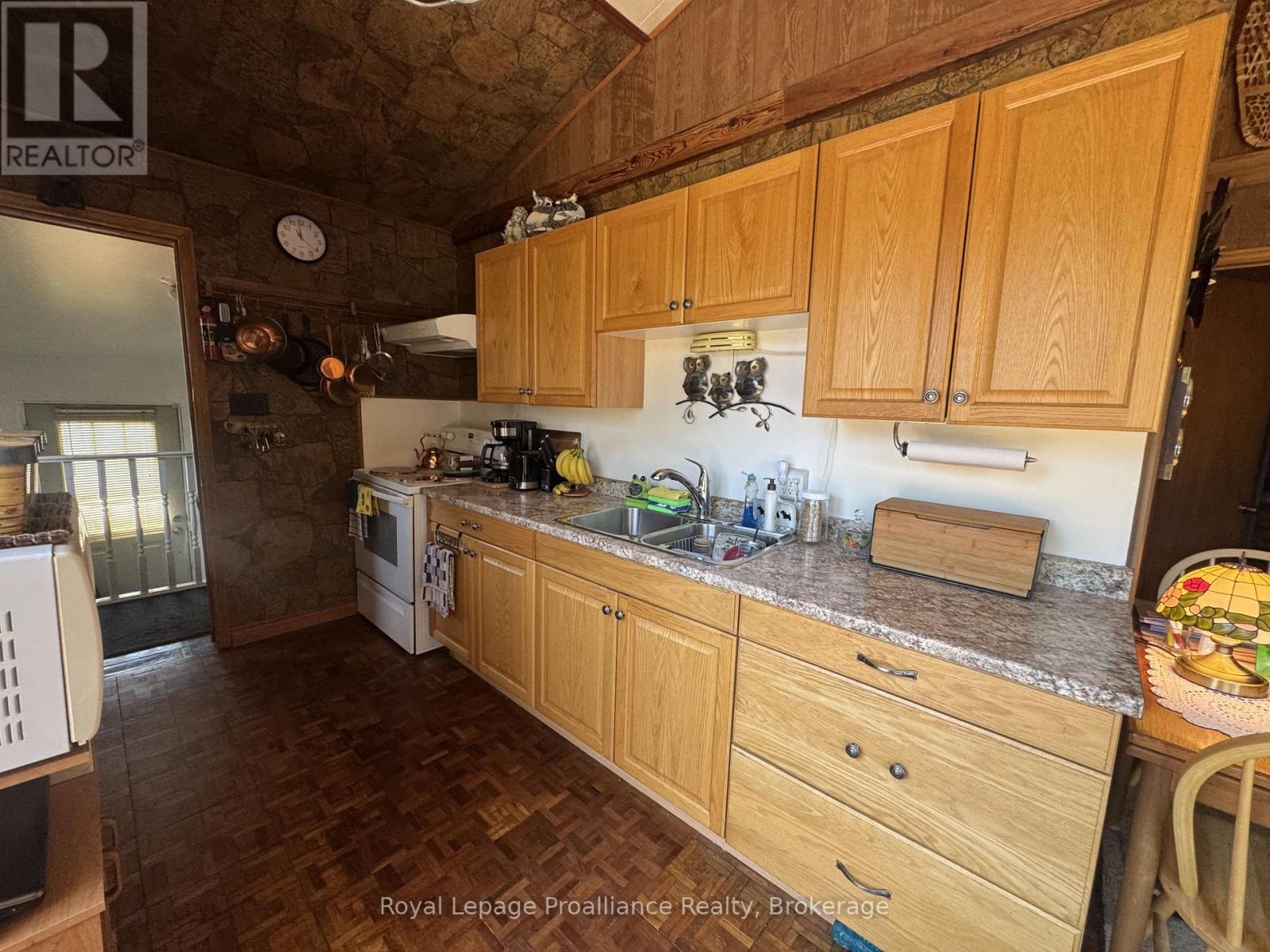 920 Beaver Creek Road, Marmora And Lake, Ontario  K0K 2M0 - Photo 8 - X13161166