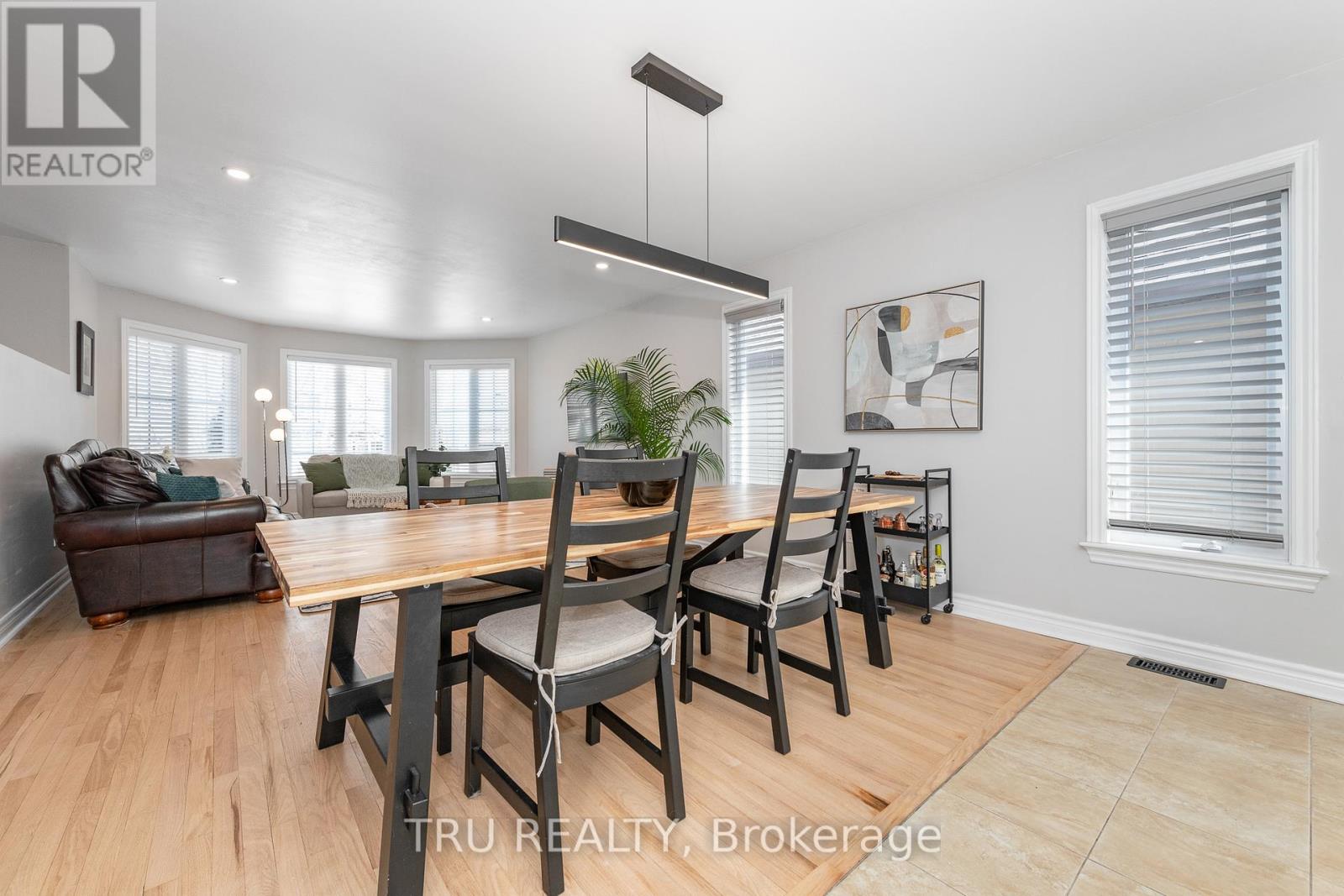 52 South Indian Drive, The Nation, Ontario  K0A 2M0 - Photo 9 - X12941572