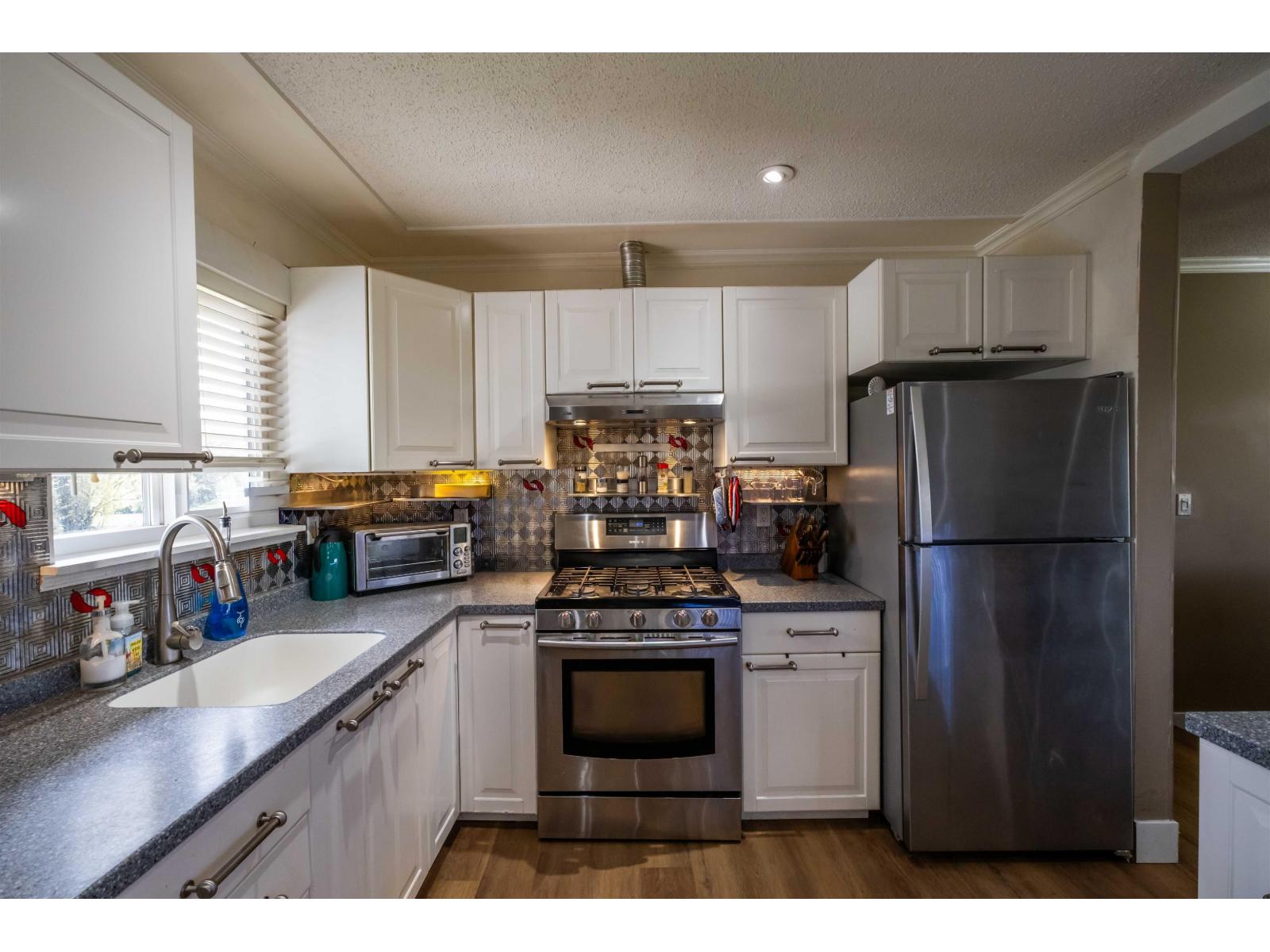 17884 57 Avenue, Surrey, British Columbia  V3S 1H3 - Photo 8 - R3127364
